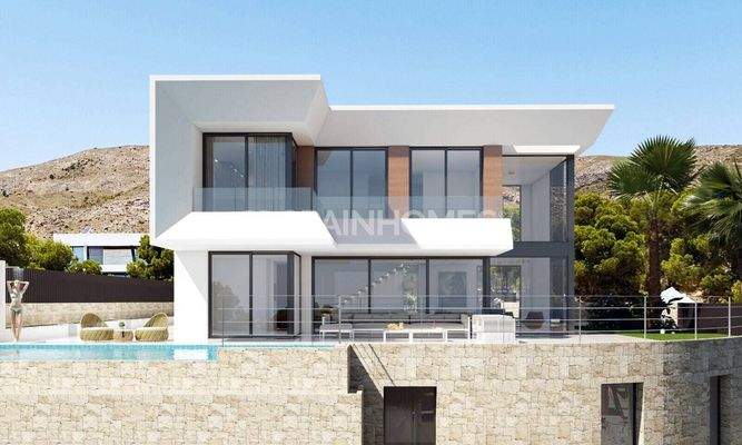 Luxury Villa with Striking Views in Finestrat Alicante