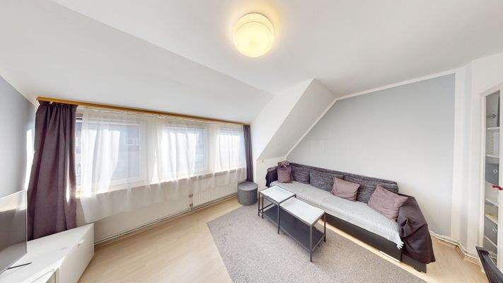 Wohnzimmer/ Einheit DG