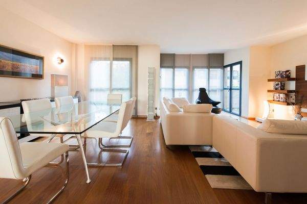 Großzügiges Wohn- und Esszimmer