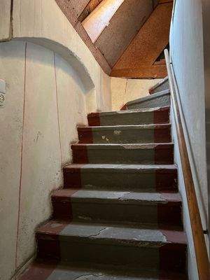 Treppenaufgang ins DG