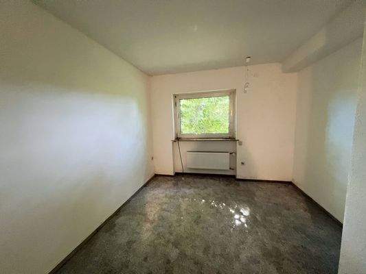 Haus-Gießen-Kleinlindener Straße 39-Zimmer UG.JPEG