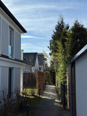 Zuwegung Liegenschaft.JPEG