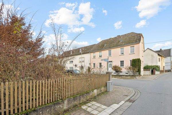 gegenüberliegender Garten