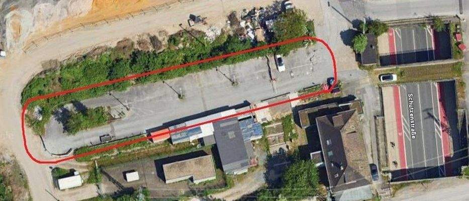 Treibstr., markierte Asphaltfläche.jpg