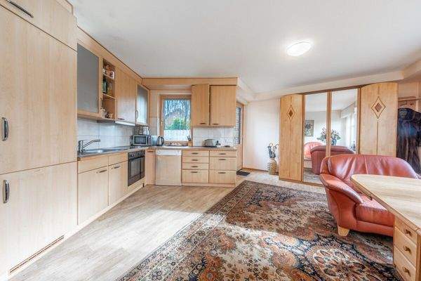 Der offene Wohn-/Küchenbereich der ersten Einheit