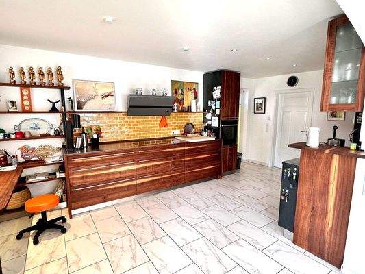 offen gestalteter Kochbereich