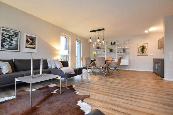  Wohn- /Ess- und Kochbereich