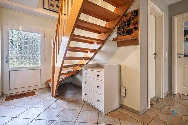 Flur mit zweiten Eingang