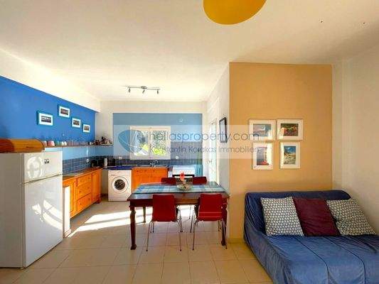 4e4cb5d7f1a5450fa0e3b5579b10b622-original