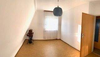 Kleines Zimmer im OG