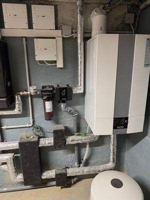 Brennwerttherme Gas Bj. 2024