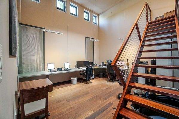 Büro - Zimmer mit Galerie