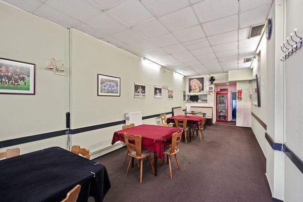 Gewerbeeinheit 3: Kulturverein