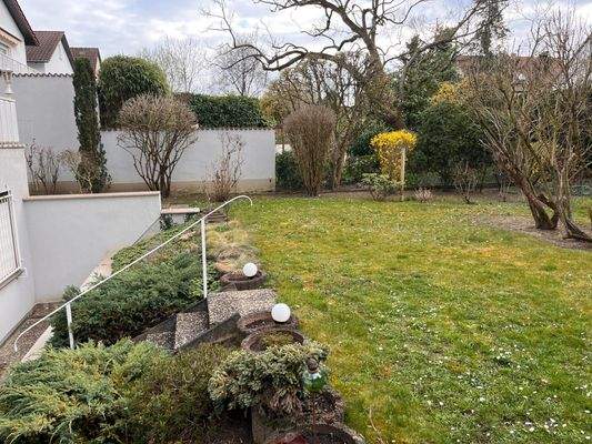 gepflegter Garten 1.jpeg