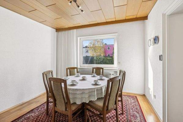 Ess- oder Arbeitszimmer