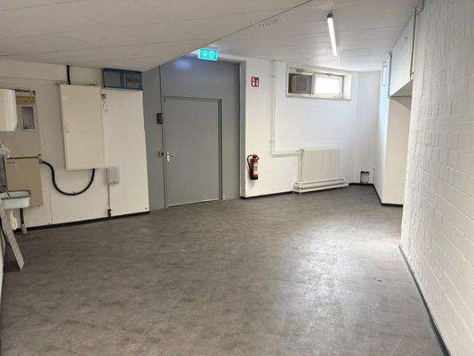 Warenannahme/ Lagerfläche