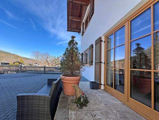 Westterrasse Zugang vom Wohnzimmer