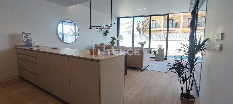 Stylish Detached Villas 500 M from Beach in Torre de la Horadada