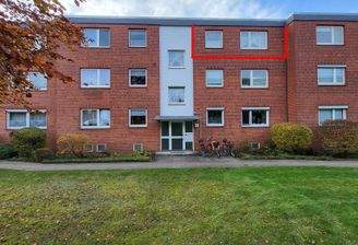 Haus von vorne, Wohnung markiert.jpg