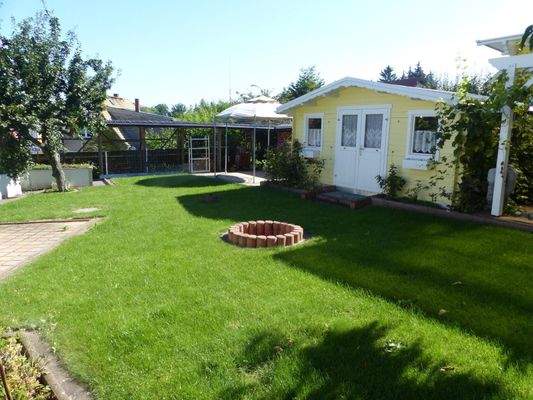 Ansicht Grundstück + GartenhausB. 6