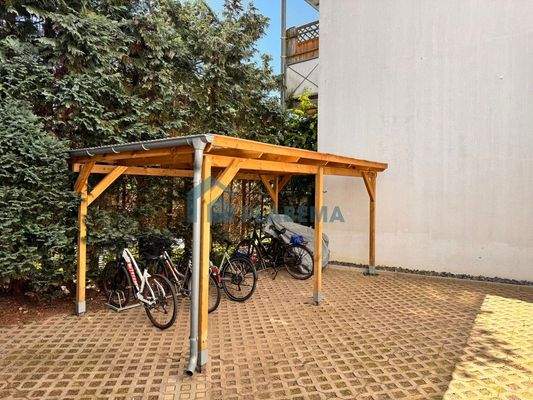 Unterstand Fahrräder