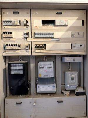 Elektroinstallation Haus rechts