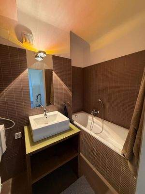 C9426c6b-e877-4178-a