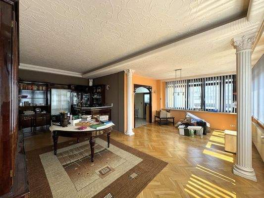 OG / Top 3 / Wohnzimmer mit Bar