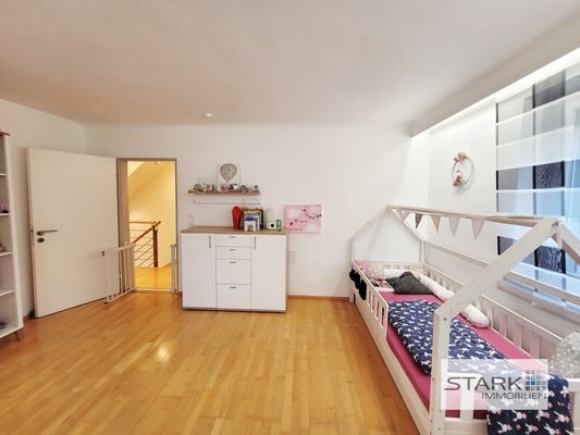 OG Kinderzimmer (4).jpg
