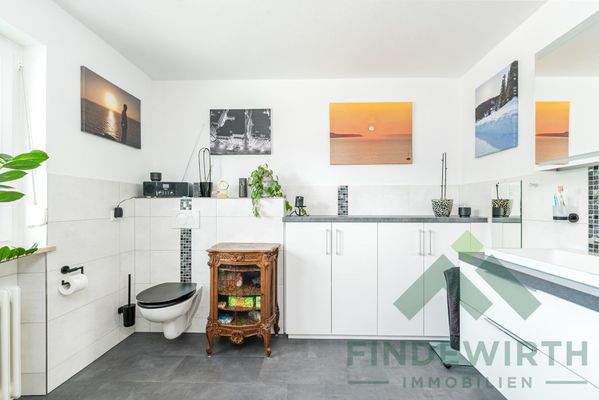 Badezimmer im 1.Stock