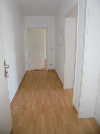 %%% ACHTUNG! solide 2-Raum-Wohnung - Laminat - Balkon %%%%