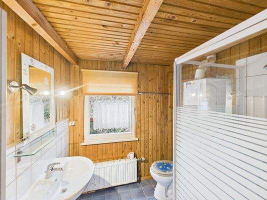 CAM03784G0-PR0099-STILL015