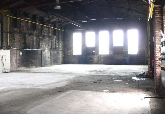 Halle 2 (ca 300m²), Bild 2