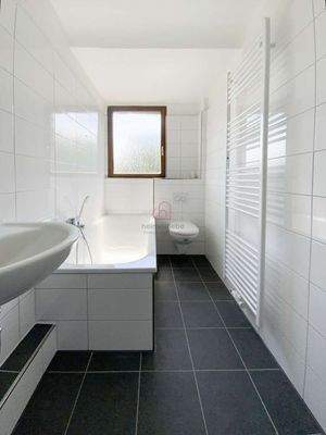 modernisiertes Badezimmer