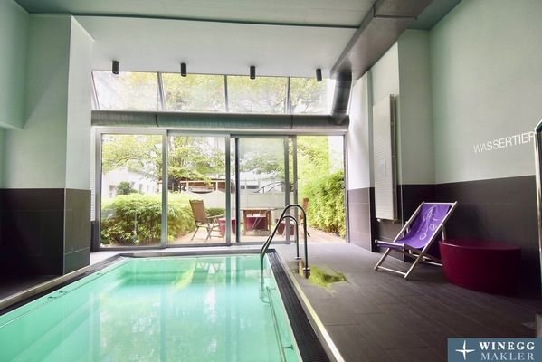 Indoor-Pool