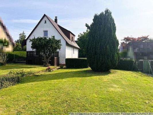 schönes Gartengrundstück