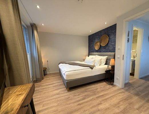 Whg. 2 - Schlafzimmer