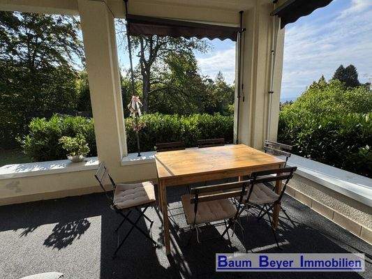 überdachte Terrasse