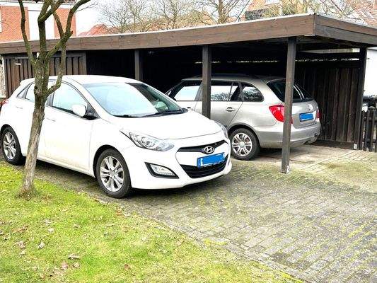 Carport sowie Stelllatz