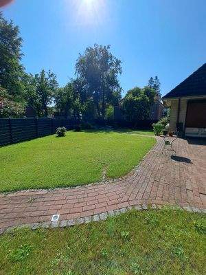 Blick in den Garten.jpg