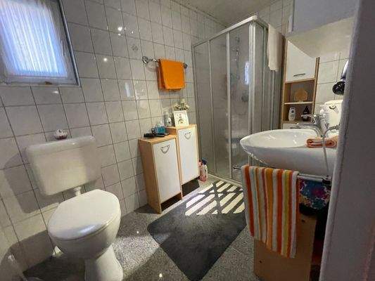 Badezimmer EG
