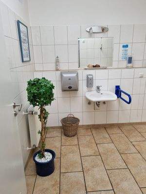 Behindertengerechtes Gäste-WC