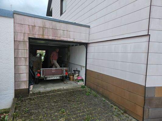 Aussen-Garage-1.jpg