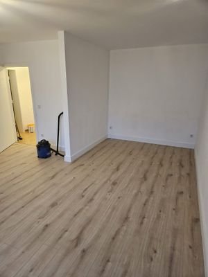 Zimmer Blickrichtung Flur