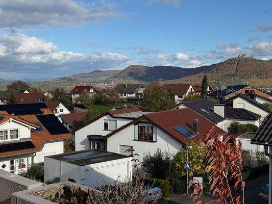 Fernblick auf Hohenneuffen, Teck u. Kaiserberge 
