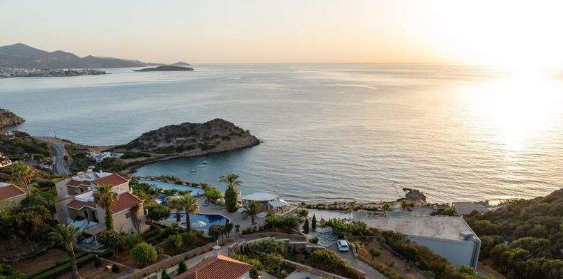 Kreta, Ammoudara: Luxuriöse Designer-Villa mit traumhaftem Meerblick zu verkaufen