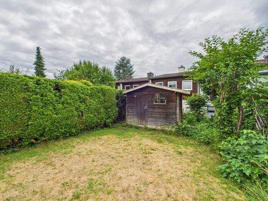 Garten mit Gartenhaus