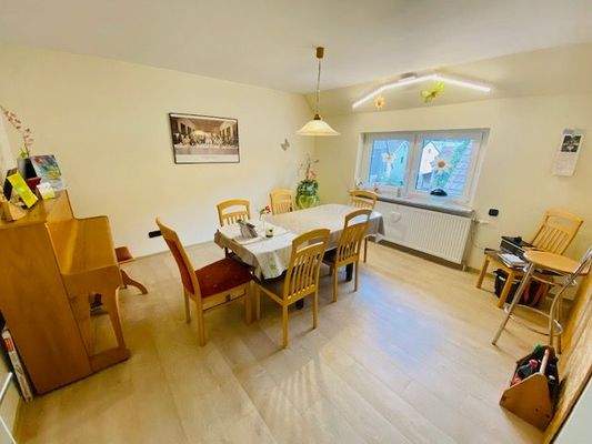 O10a Esszimmer.jpg