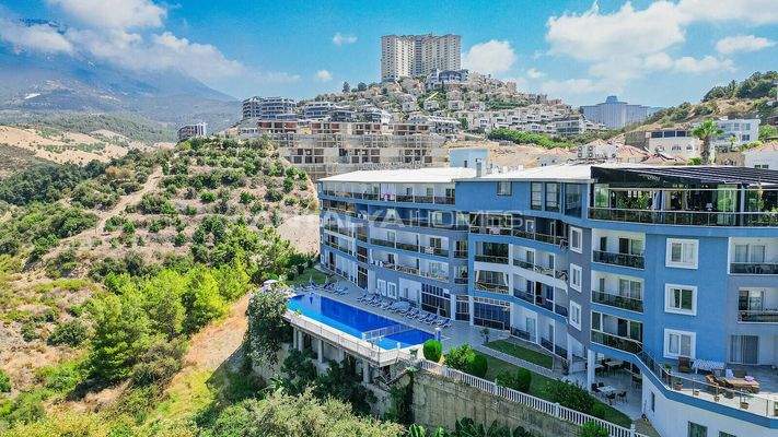 Sea and City View Apartment in a Social Complex in Alanya Kargıcak