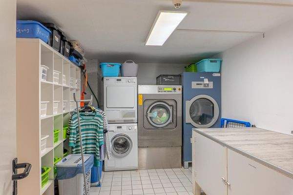  Pflegeeinrichtung Waschen